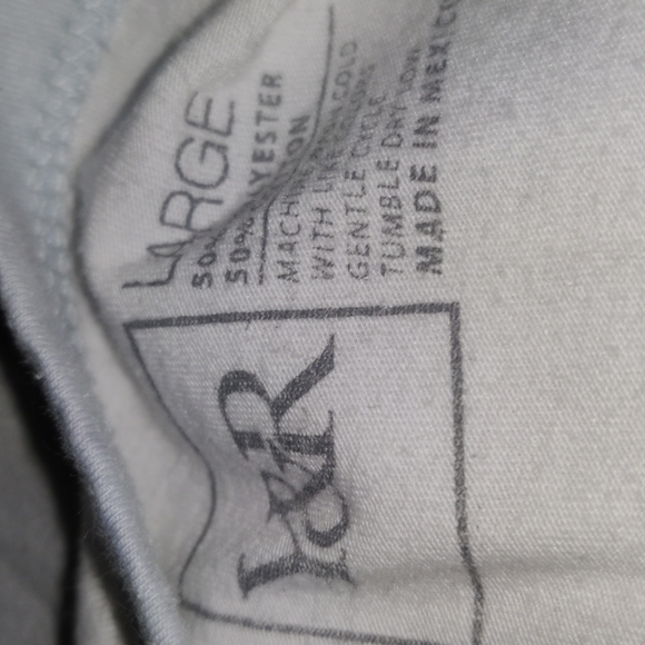 🤩Young and the restless😍 top - Picture 2 of 2